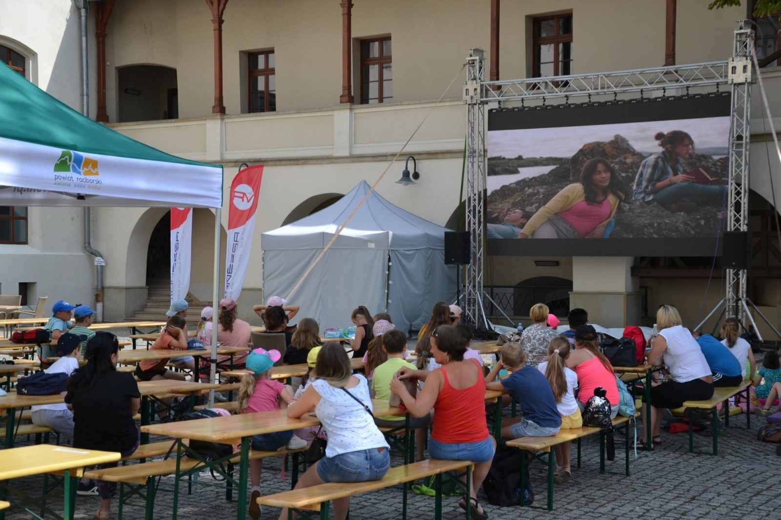 Zdjęcie w galerii na portalu naszraciborz.pl: Wakacje z powiatem - podsumowanie lipca wiadomości z regionu