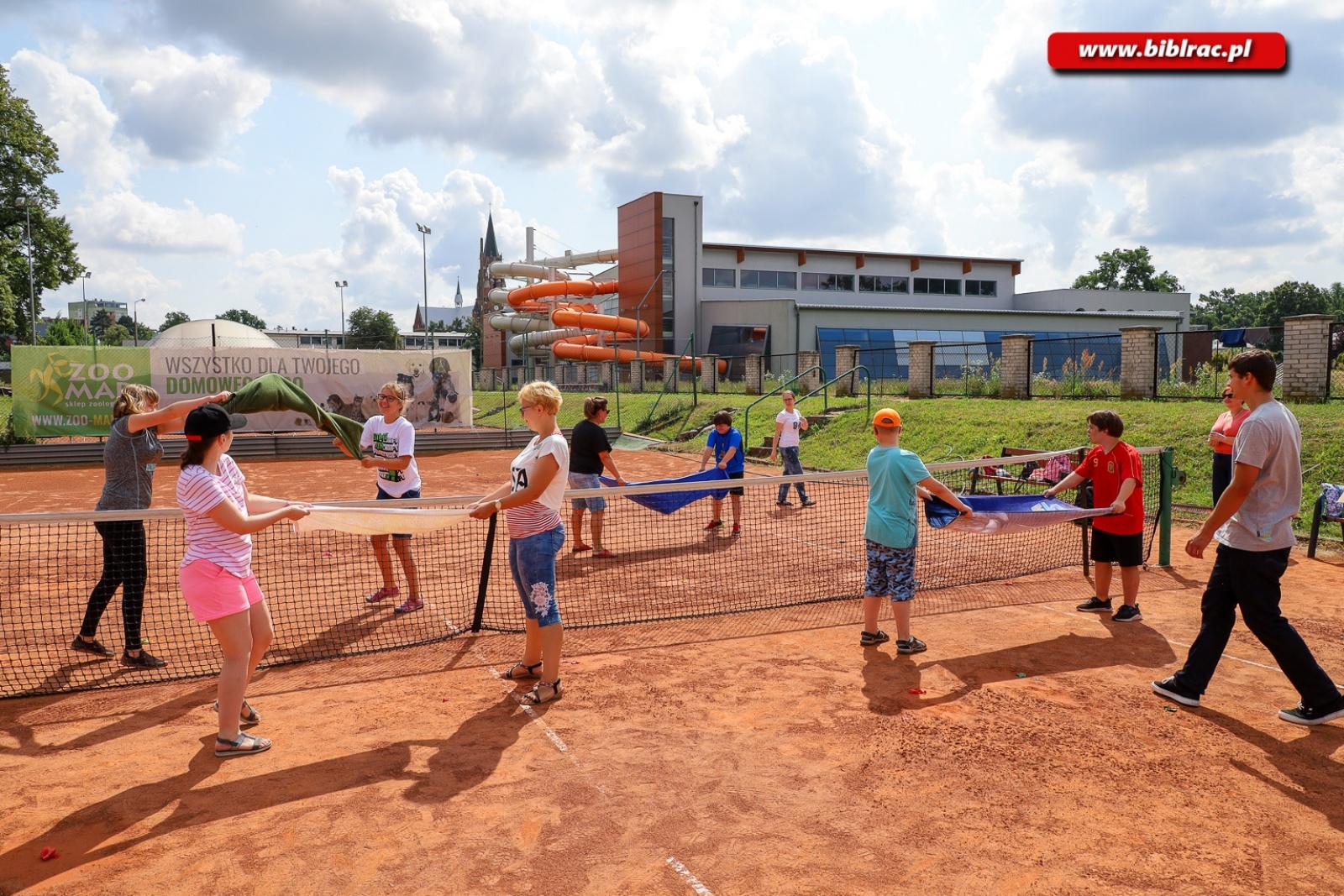 Zdjęcie w galerii na portalu naszraciborz.pl:  W bibliotece trwają wakacyjne zajęcia dla osób z niepełnosprawnościami wiadomości z regionu