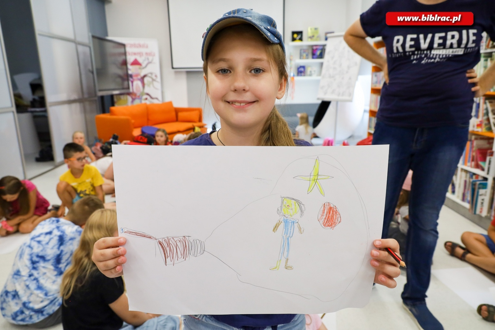 Zdjęcie w galerii na portalu naszraciborz.pl: Kosmiczni przyjaciele – na półmetku Kosmicznego Lata z Biblioteką wiadomości z regionu