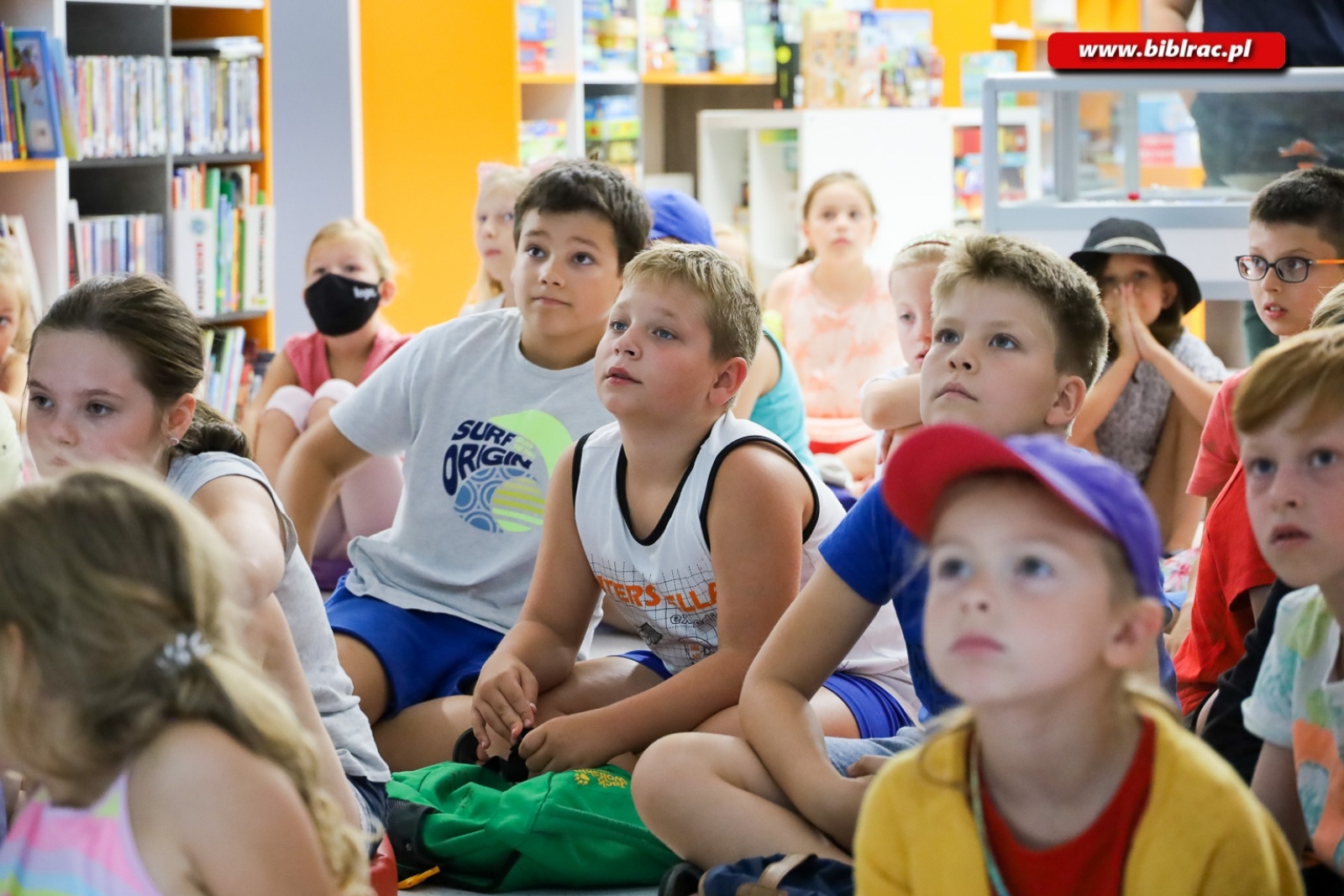 Zdjęcie w galerii na portalu naszraciborz.pl: Kosmiczni przyjaciele – na półmetku Kosmicznego Lata z Biblioteką wiadomości z regionu