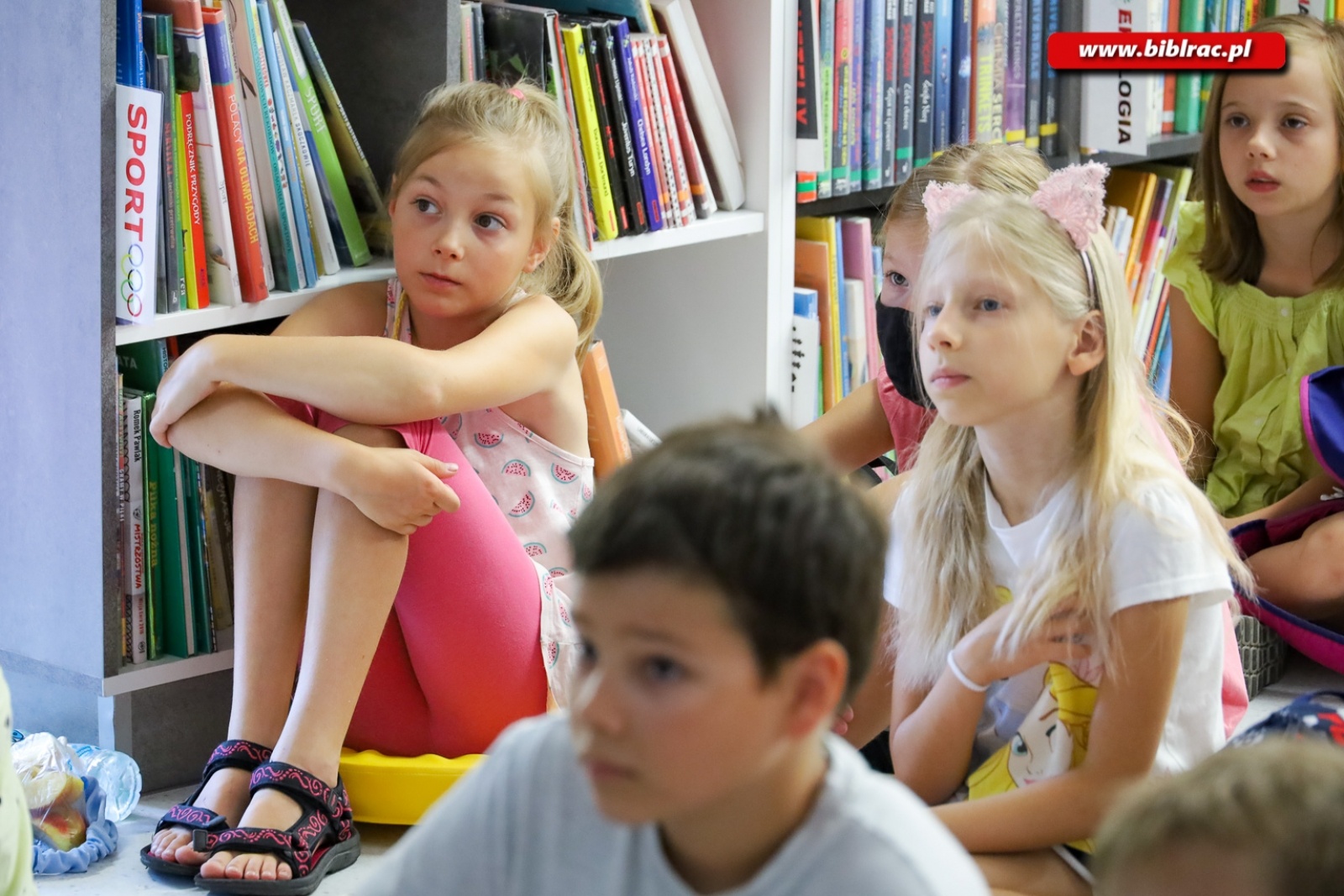 Zdjęcie w galerii na portalu naszraciborz.pl: Kosmiczni przyjaciele – na półmetku Kosmicznego Lata z Biblioteką wiadomości z regionu