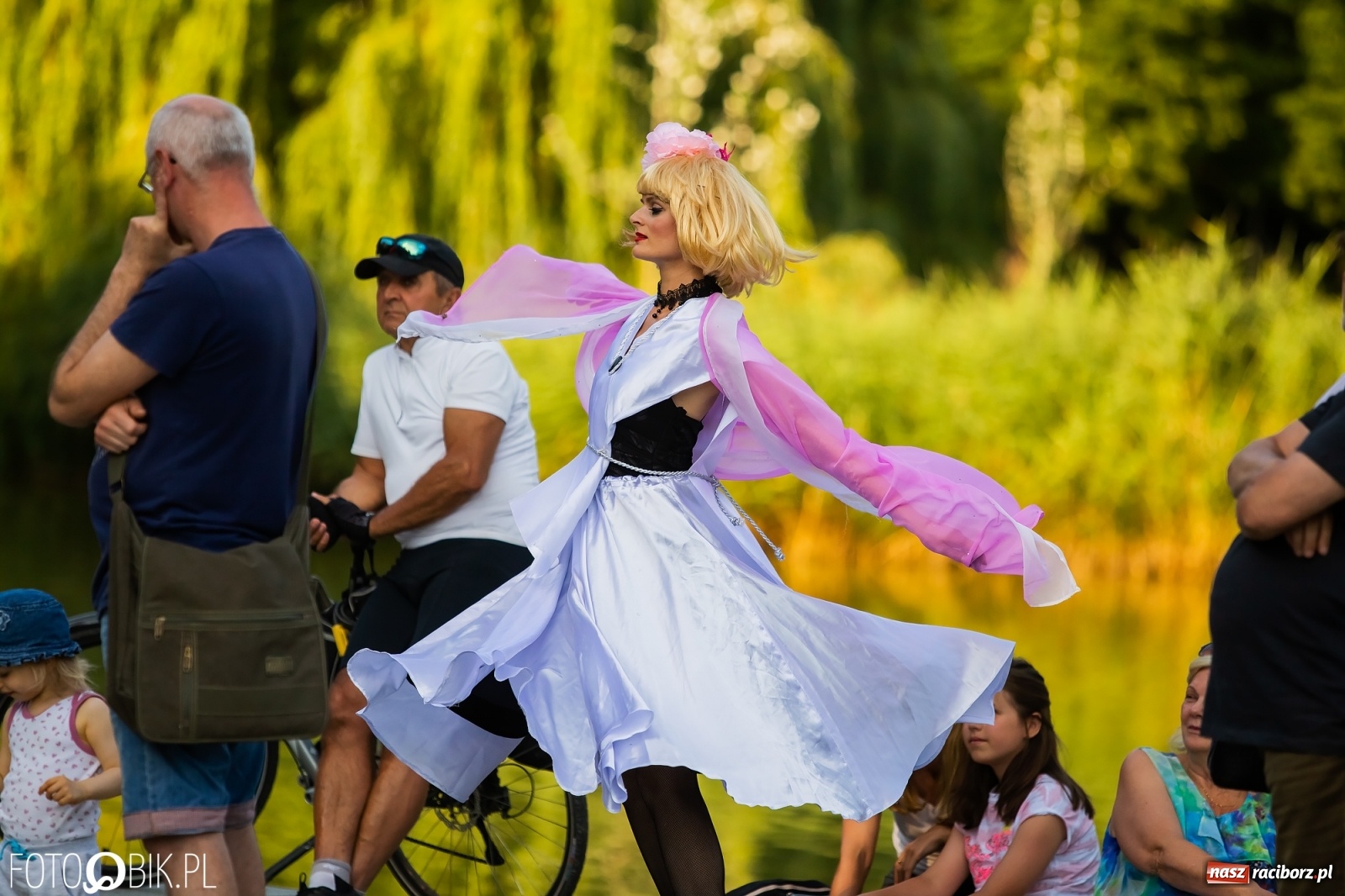 Zdjęcie w galerii na portalu naszraciborz.pl: Operetka na wynos - trzy koncerty w Raciborzu wiadomości z regionu