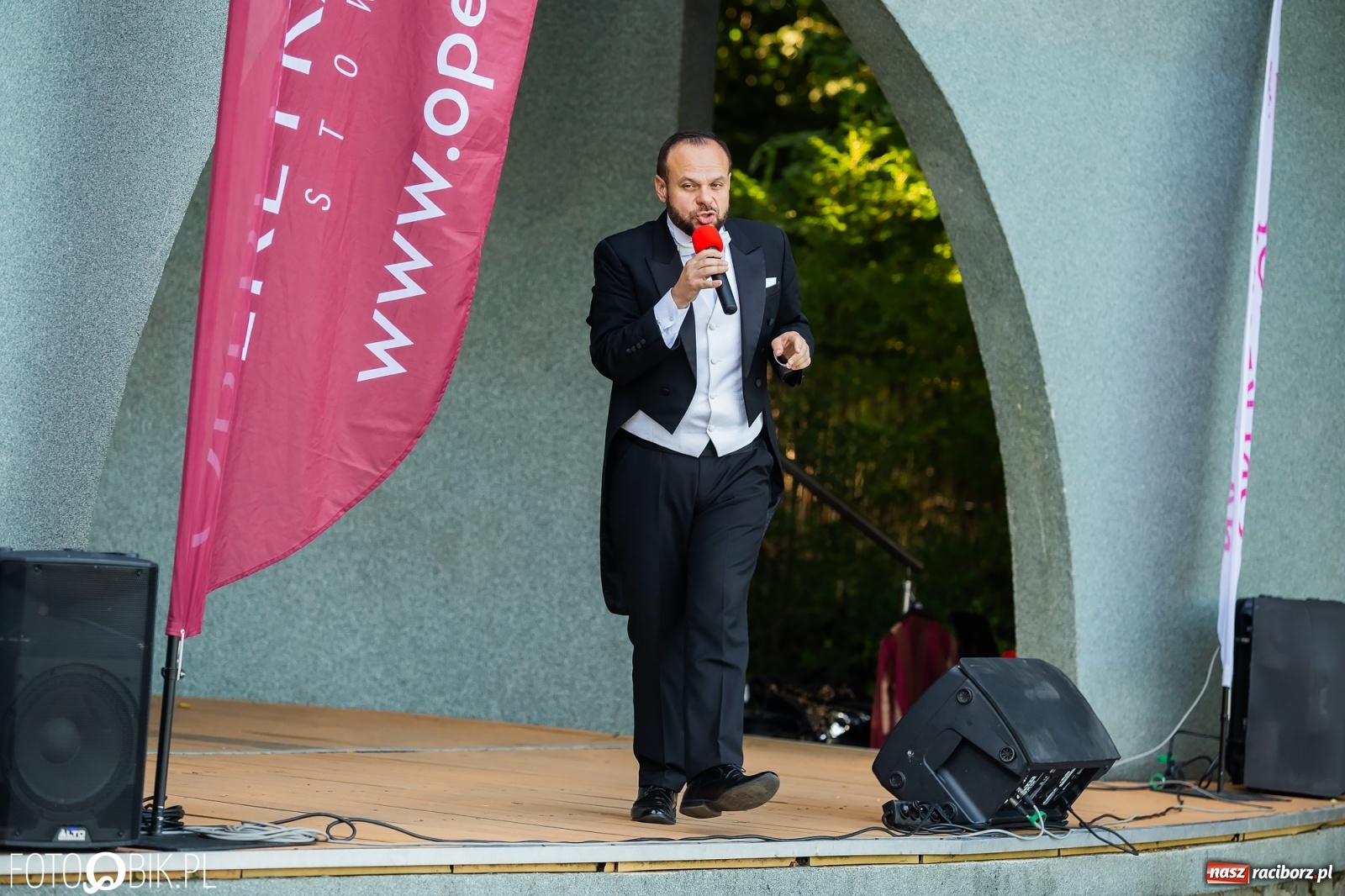 Zdjęcie w galerii na portalu naszraciborz.pl: Operetka na wynos - trzy koncerty w Raciborzu wiadomości z regionu