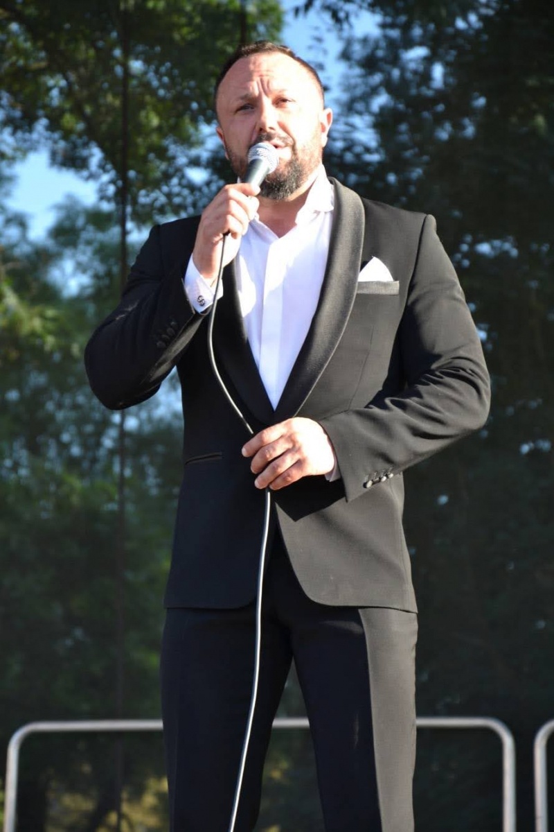 Zdjęcie w galerii na portalu naszraciborz.pl: Trzej tenorzy zaśpiewali na Zamku Piastowskim wiadomości z regionu