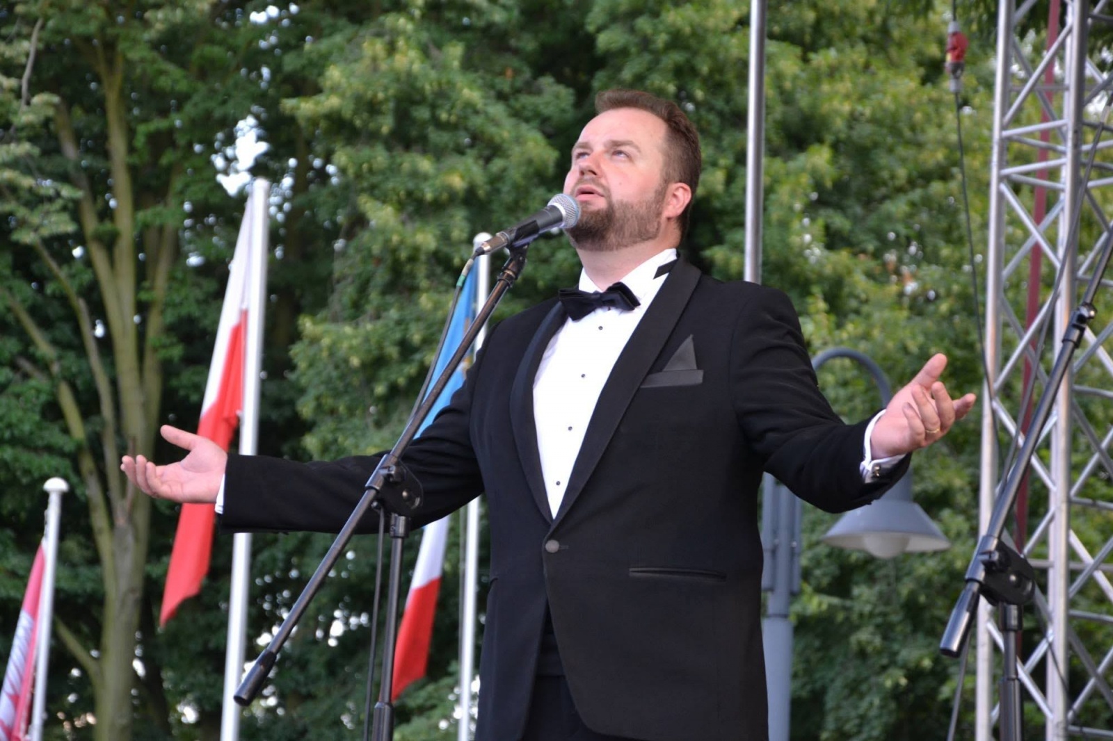 Zdjęcie w galerii na portalu naszraciborz.pl: Trzej tenorzy zaśpiewali na Zamku Piastowskim wiadomości z regionu