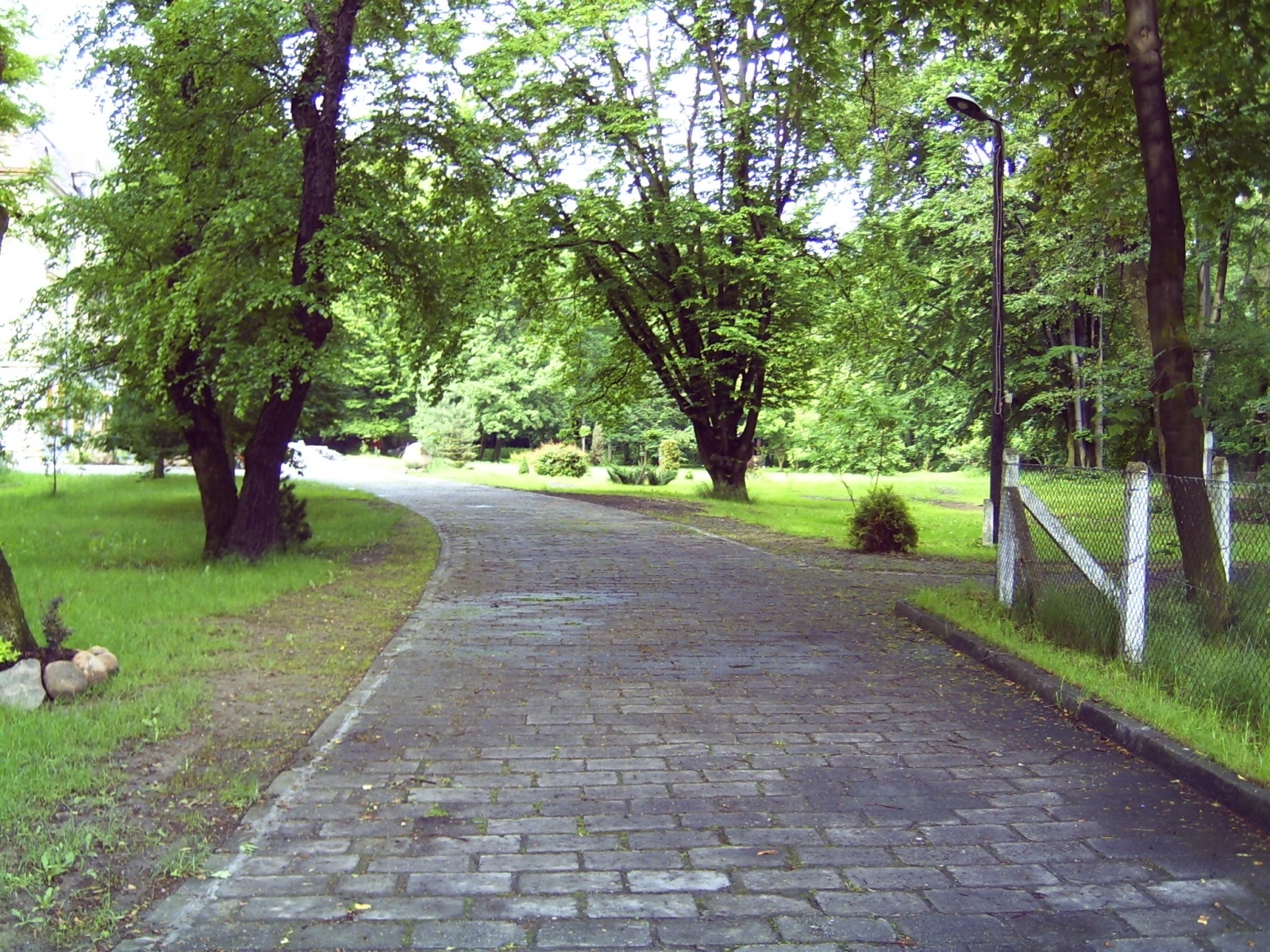 Zdjęcie w galerii na portalu naszraciborz.pl: Absurdy PRL-u. Wojnowicki pałac w czasach szpitalnych wiadomości z regionu