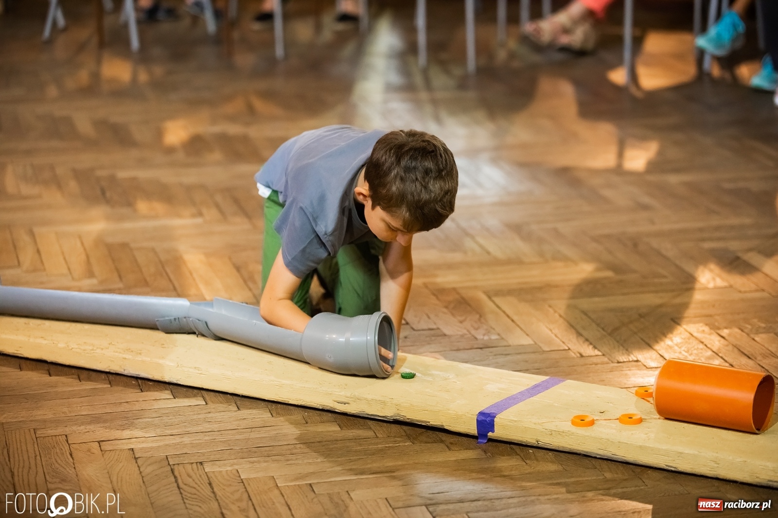 Zdjęcie w galerii na portalu naszraciborz.pl: Krzanowicka kapslomania schowała się do MOK-u wiadomości z regionu