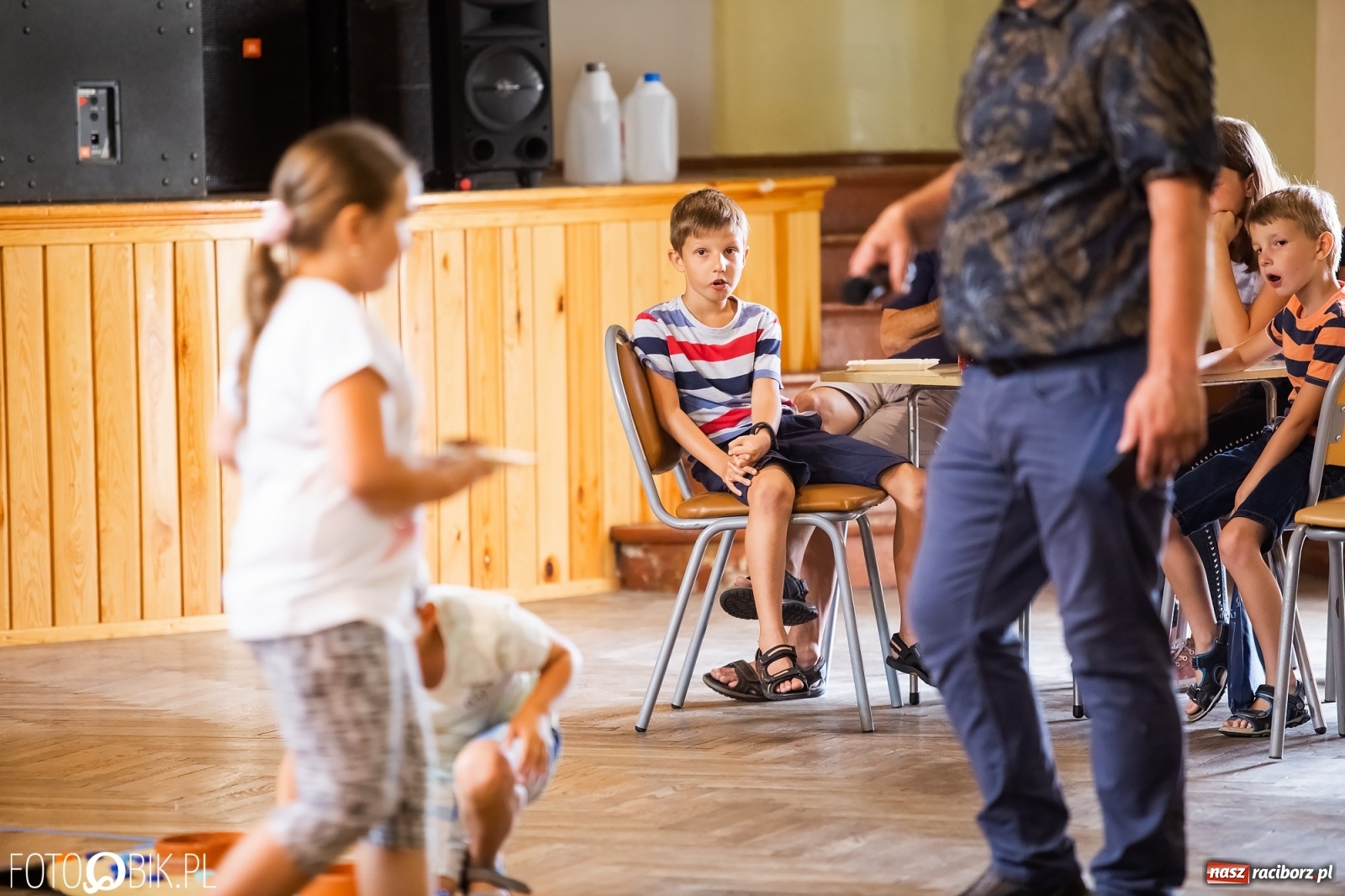 Zdjęcie w galerii na portalu naszraciborz.pl: Krzanowicka kapslomania schowała się do MOK-u wiadomości z regionu