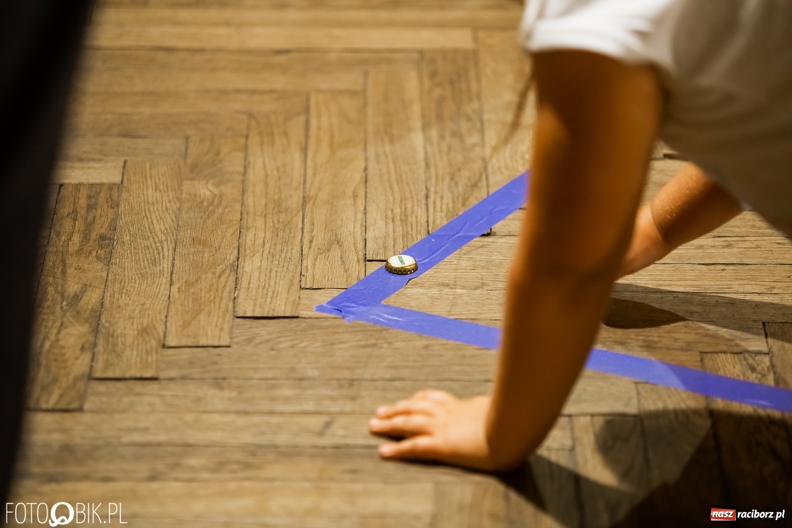 Zdjęcie w galerii na portalu naszraciborz.pl: Krzanowicka kapslomania schowała się do MOK-u wiadomości z regionu