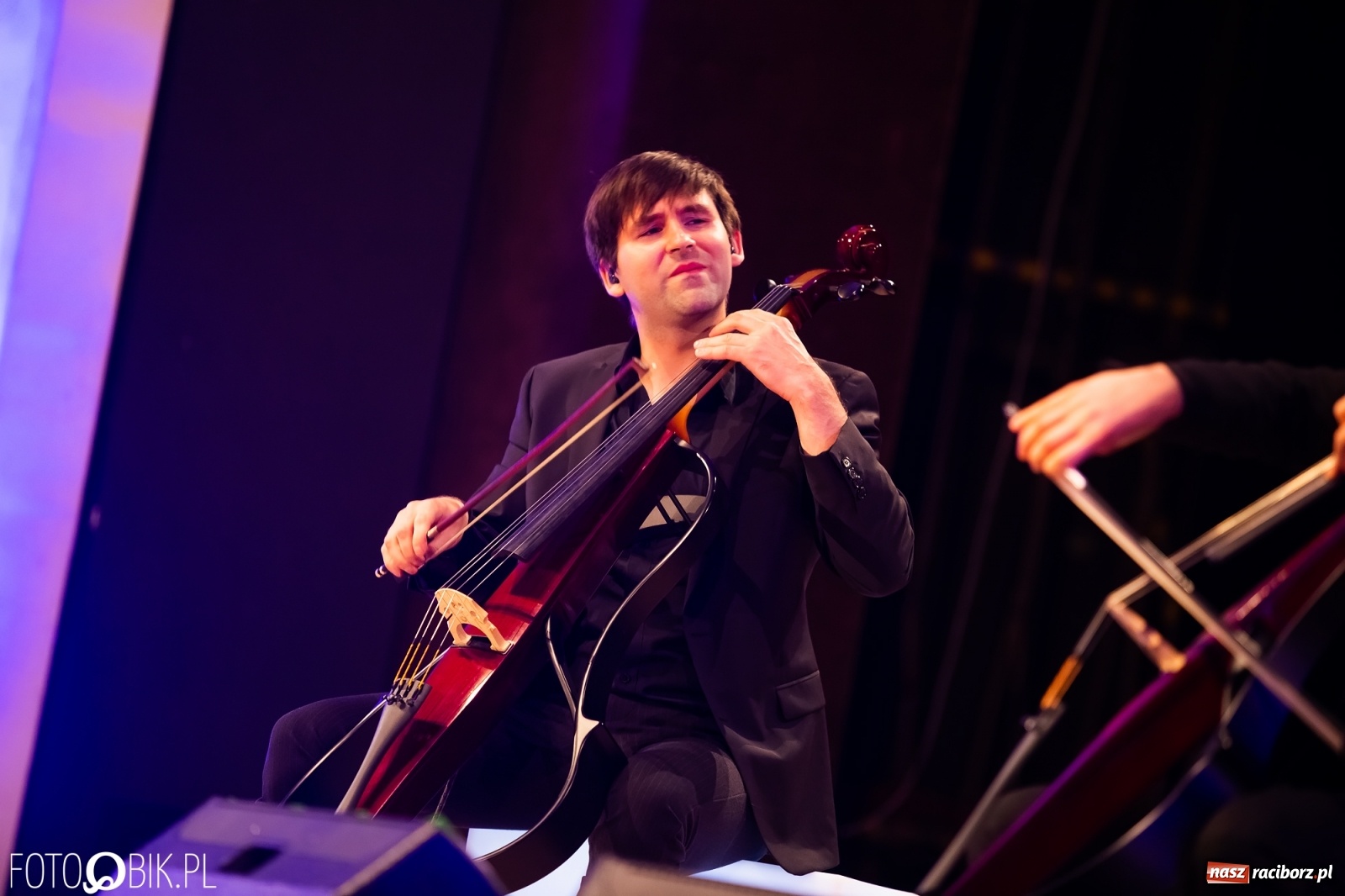 Zdjęcie w galerii na portalu naszraciborz.pl: Koncert Cello Brothers w Raciborskim Centrum Kultury wiadomości z regionu