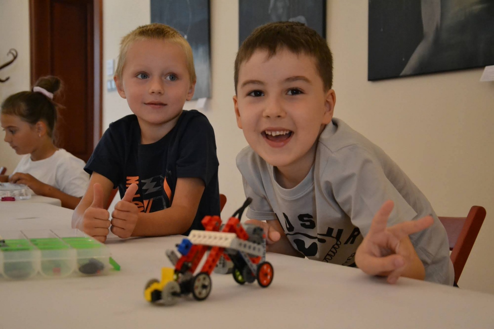 Zdjęcie w galerii na portalu naszraciborz.pl: Jesteśmy dobrzy w te klocki. Warsztaty Lego na Zamku Piastowskim  wiadomości z regionu