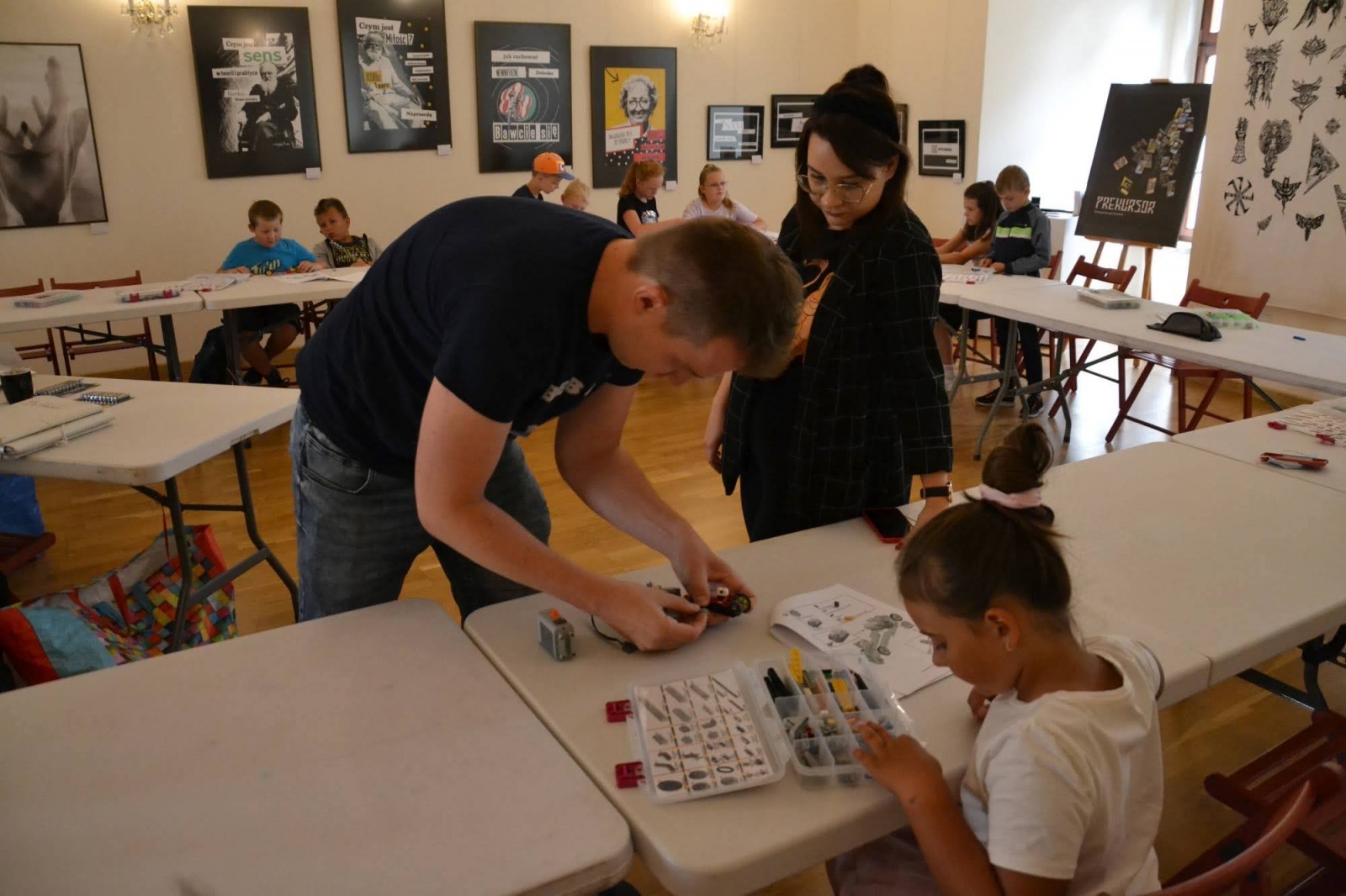 Zdjęcie w galerii na portalu naszraciborz.pl: Jesteśmy dobrzy w te klocki. Warsztaty Lego na Zamku Piastowskim  wiadomości z regionu
