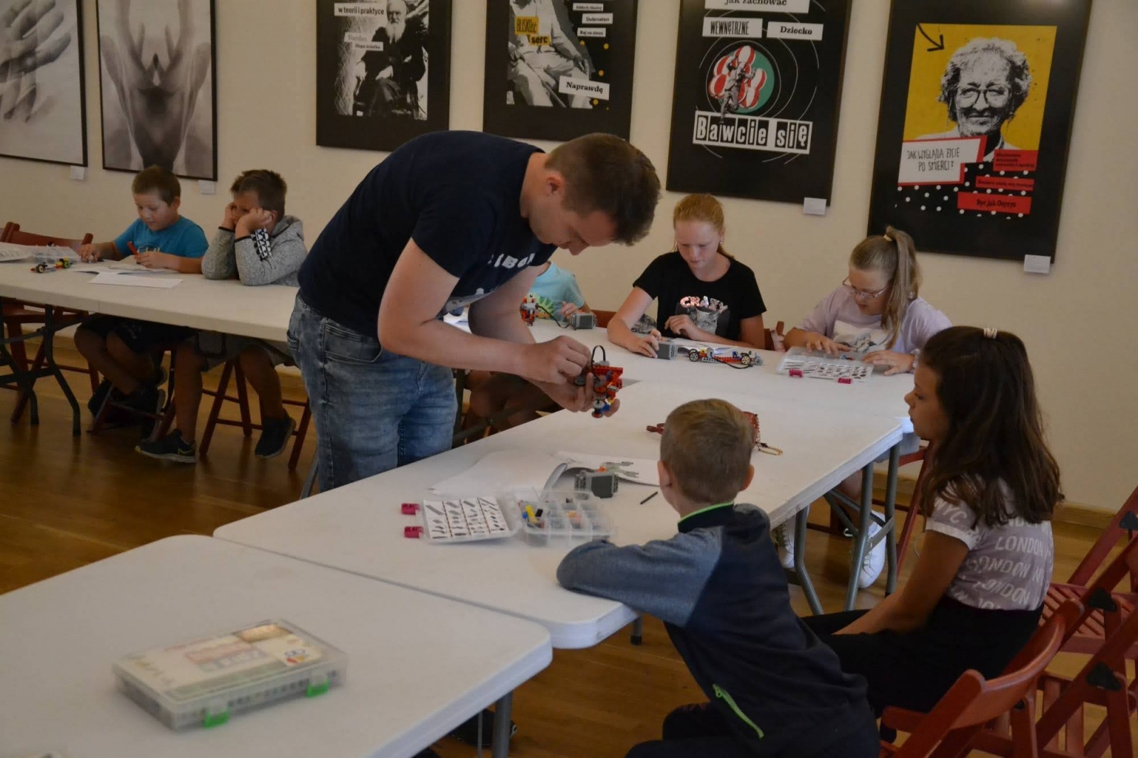 Zdjęcie w galerii na portalu naszraciborz.pl: Jesteśmy dobrzy w te klocki. Warsztaty Lego na Zamku Piastowskim  wiadomości z regionu