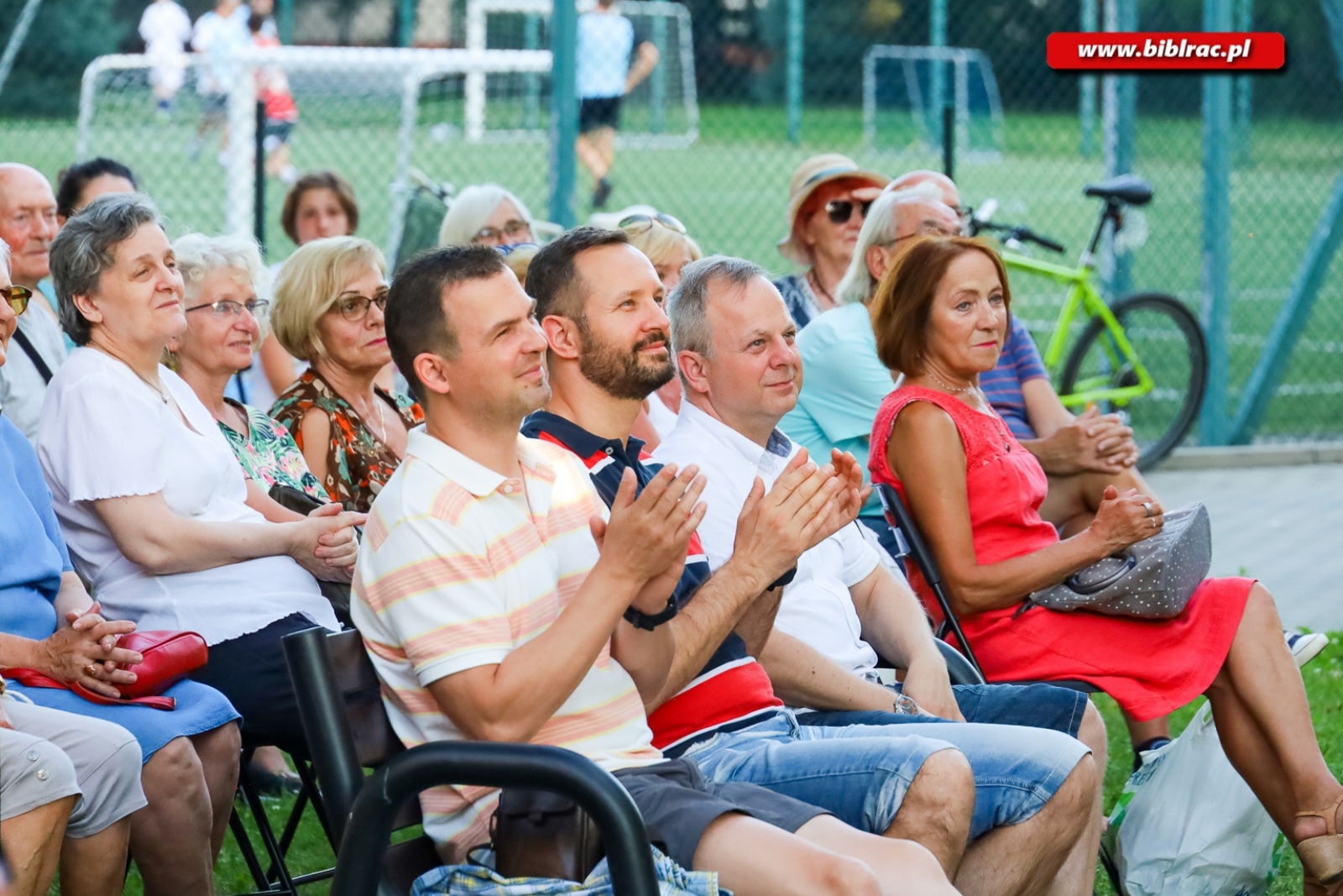 Zdjęcie w galerii na portalu naszraciborz.pl: Historia muzyki w kilku krótkich lekcjach. Bardzo muzyczny Letni Teatr na Schodach wiadomości z regionu