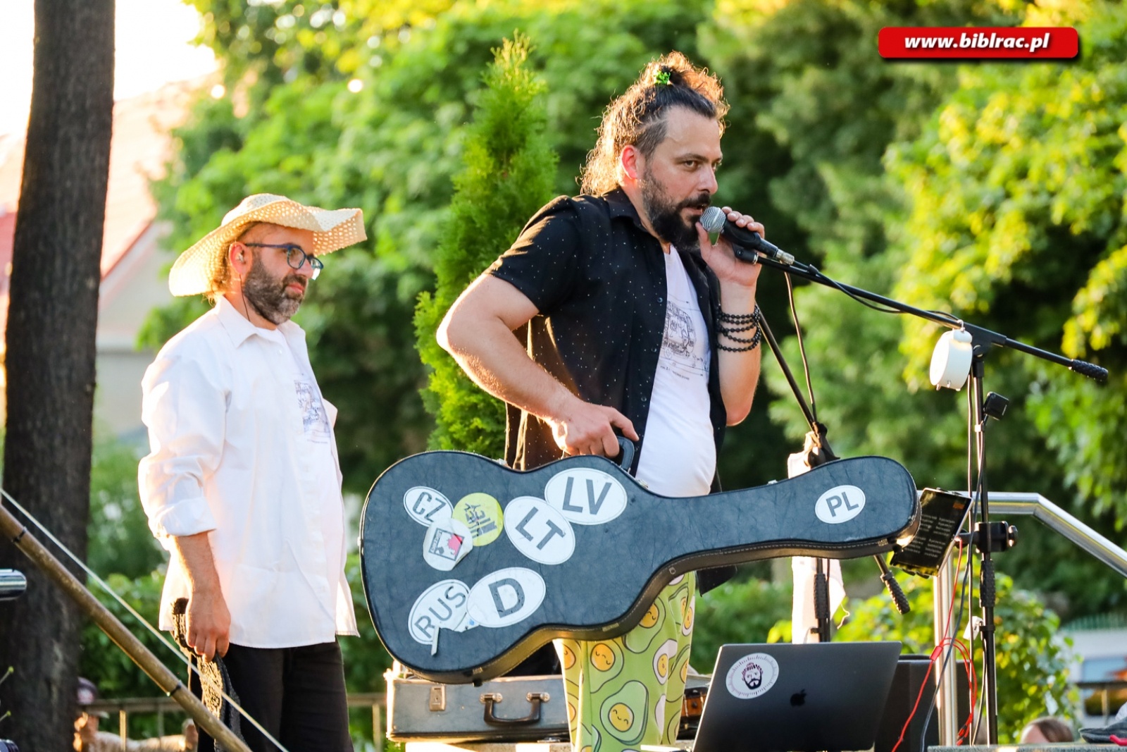 Zdjęcie w galerii na portalu naszraciborz.pl: Historia muzyki w kilku krótkich lekcjach. Bardzo muzyczny Letni Teatr na Schodach wiadomości z regionu