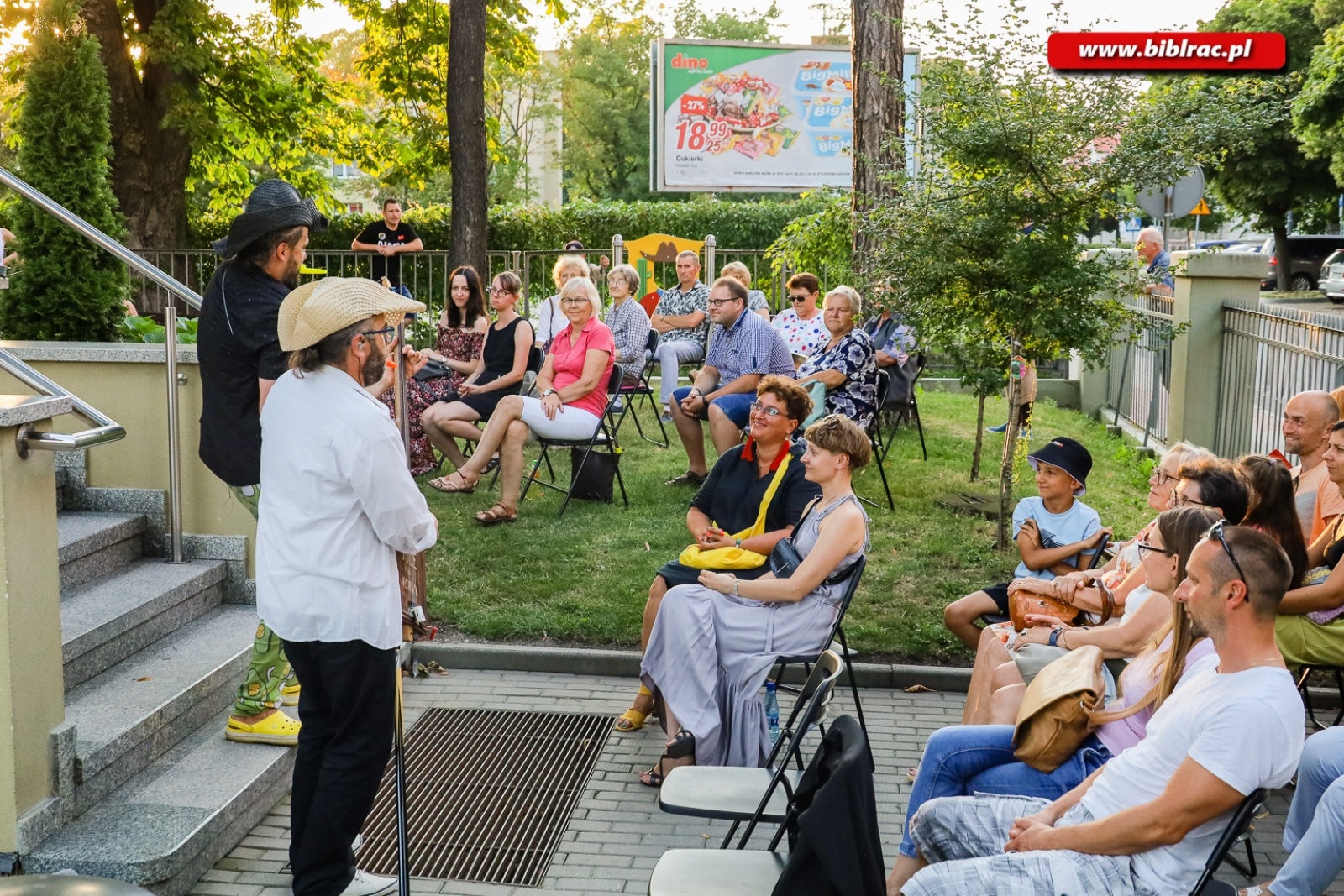 Zdjęcie w galerii na portalu naszraciborz.pl: Historia muzyki w kilku krótkich lekcjach. Bardzo muzyczny Letni Teatr na Schodach wiadomości z regionu