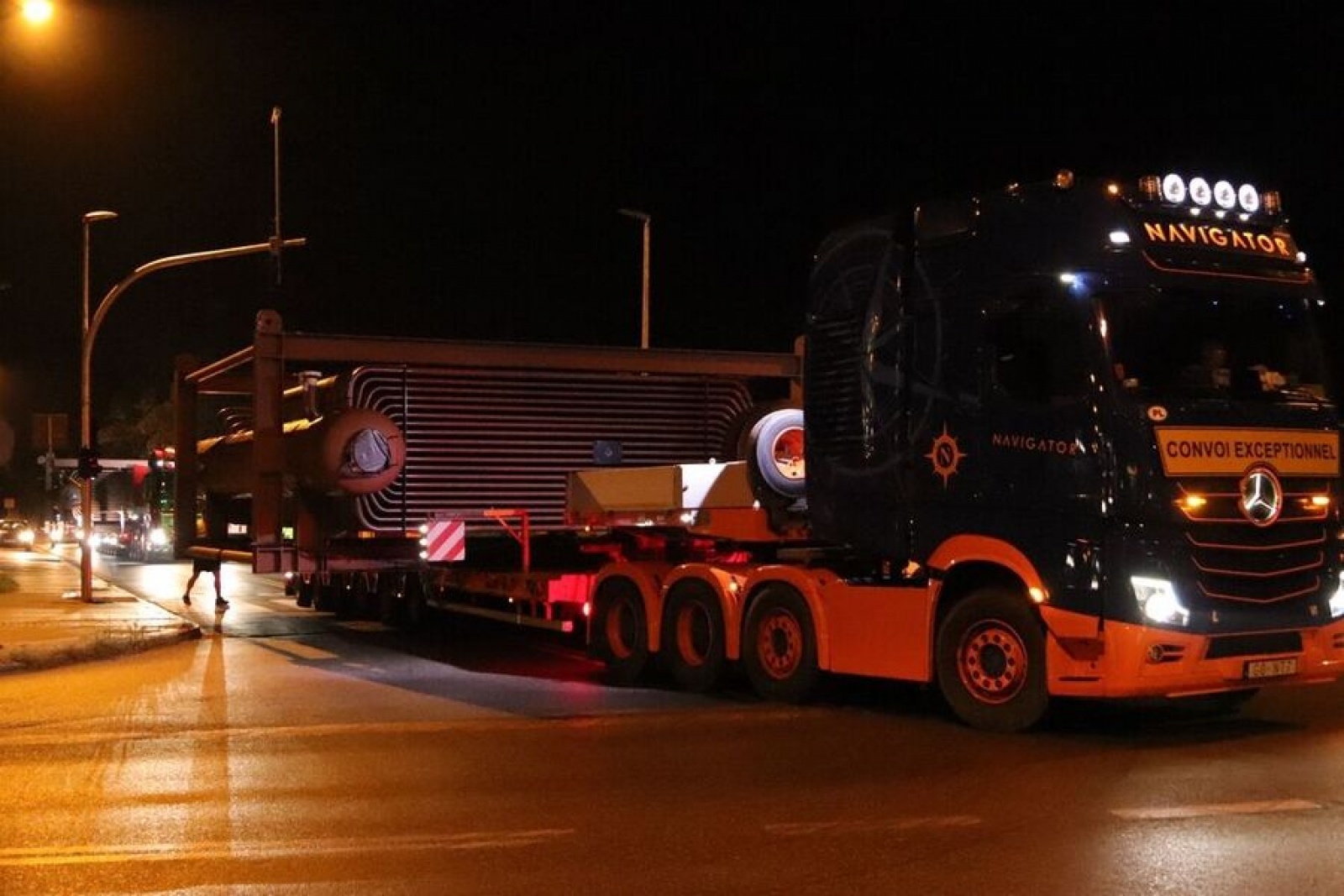 Zdjęcie w galerii na portalu naszraciborz.pl: Transport wielkogabarytowy z Rafako do Radlina wiadomości z regionu