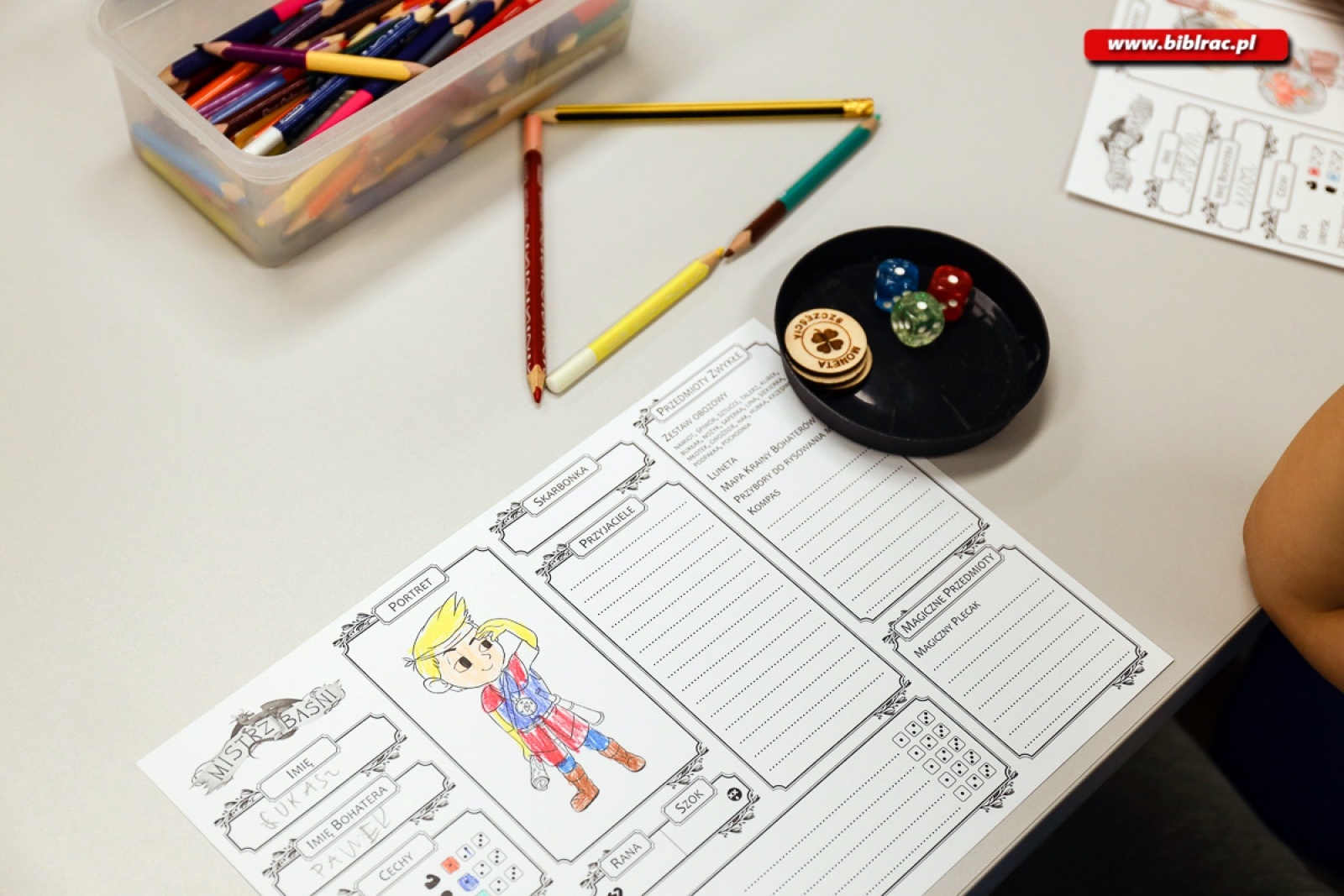 Zdjęcie w galerii na portalu naszraciborz.pl: Spotkanie z Mistrzem Baśni w bibliotece - warsztaty RPG dla dzieci wiadomości z regionu