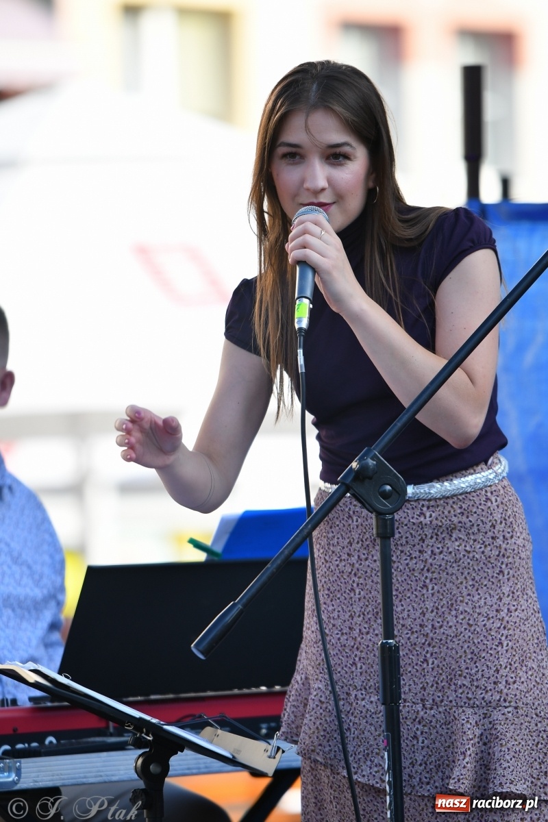 Zdjęcie w galerii na portalu naszraciborz.pl: Jazzowe brzmienie w sercu Raciborza wiadomości z regionu