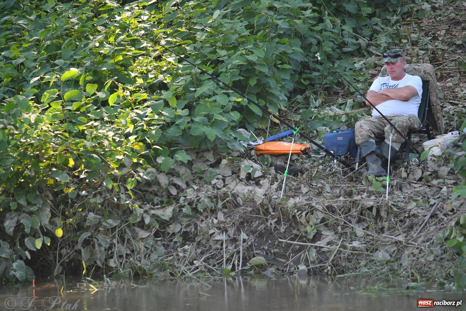 Zdjęcie w galerii na portalu naszraciborz.pl: Roland Przybyła triumfatorem zawodów wędkarskich Odra 2021 wiadomości z regionu