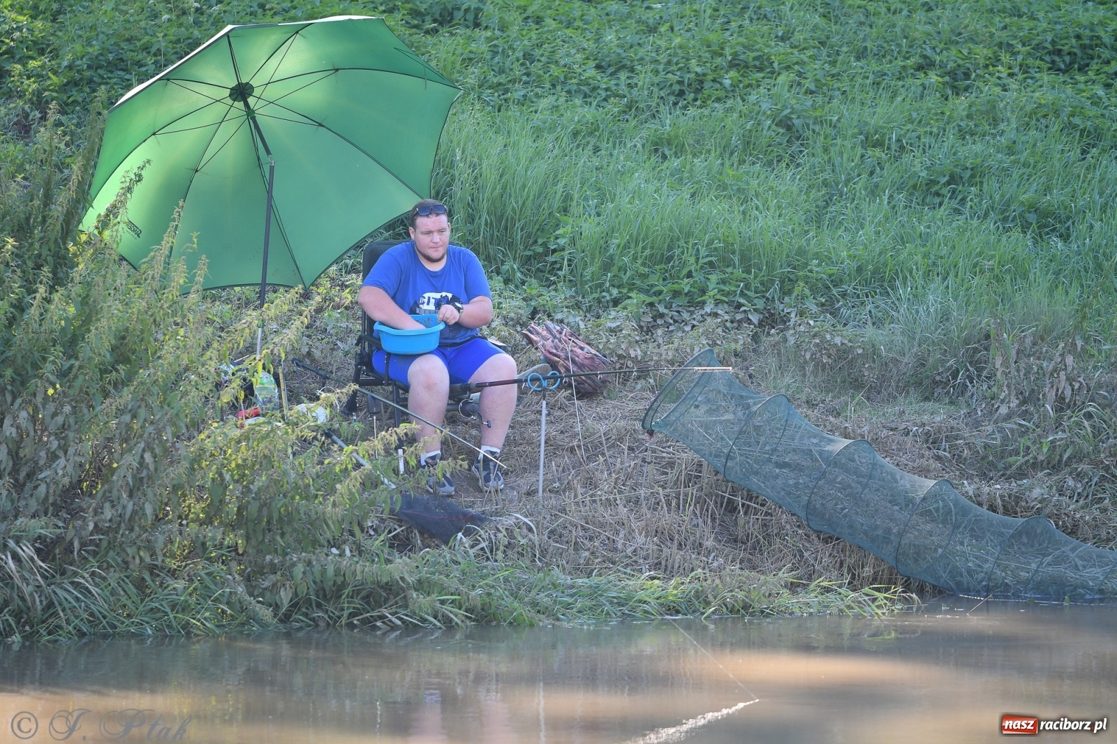 Zdjęcie w galerii na portalu naszraciborz.pl: Roland Przybyła triumfatorem zawodów wędkarskich Odra 2021 wiadomości z regionu