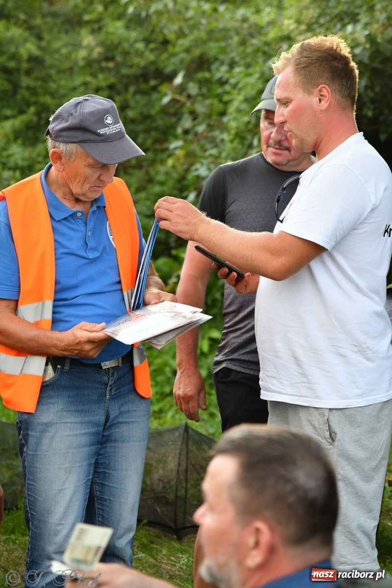 Zdjęcie w galerii na portalu naszraciborz.pl: Roland Przybyła triumfatorem zawodów wędkarskich Odra 2021 wiadomości z regionu