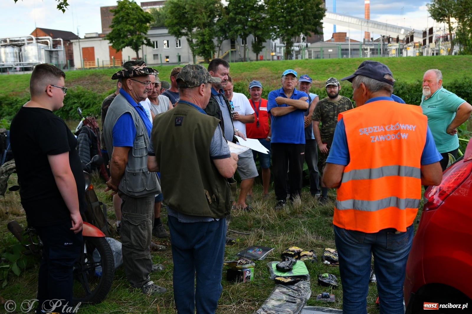 Zdjęcie w galerii na portalu naszraciborz.pl: Roland Przybyła triumfatorem zawodów wędkarskich Odra 2021 wiadomości z regionu