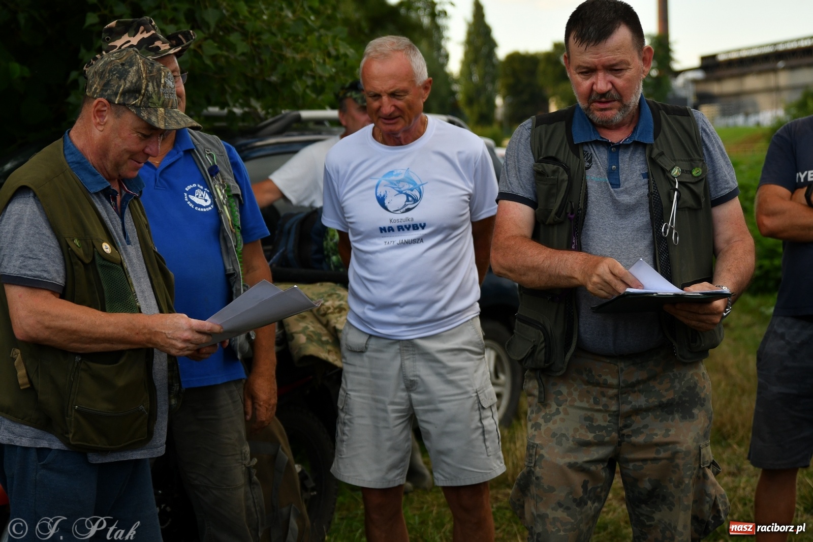 Zdjęcie w galerii na portalu naszraciborz.pl: Roland Przybyła triumfatorem zawodów wędkarskich Odra 2021 wiadomości z regionu