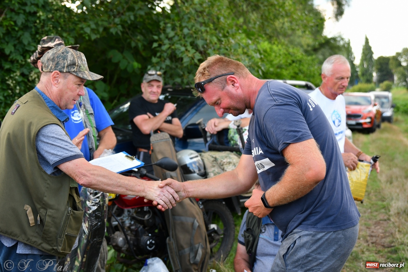 Zdjęcie w galerii na portalu naszraciborz.pl: Roland Przybyła triumfatorem zawodów wędkarskich Odra 2021 wiadomości z regionu