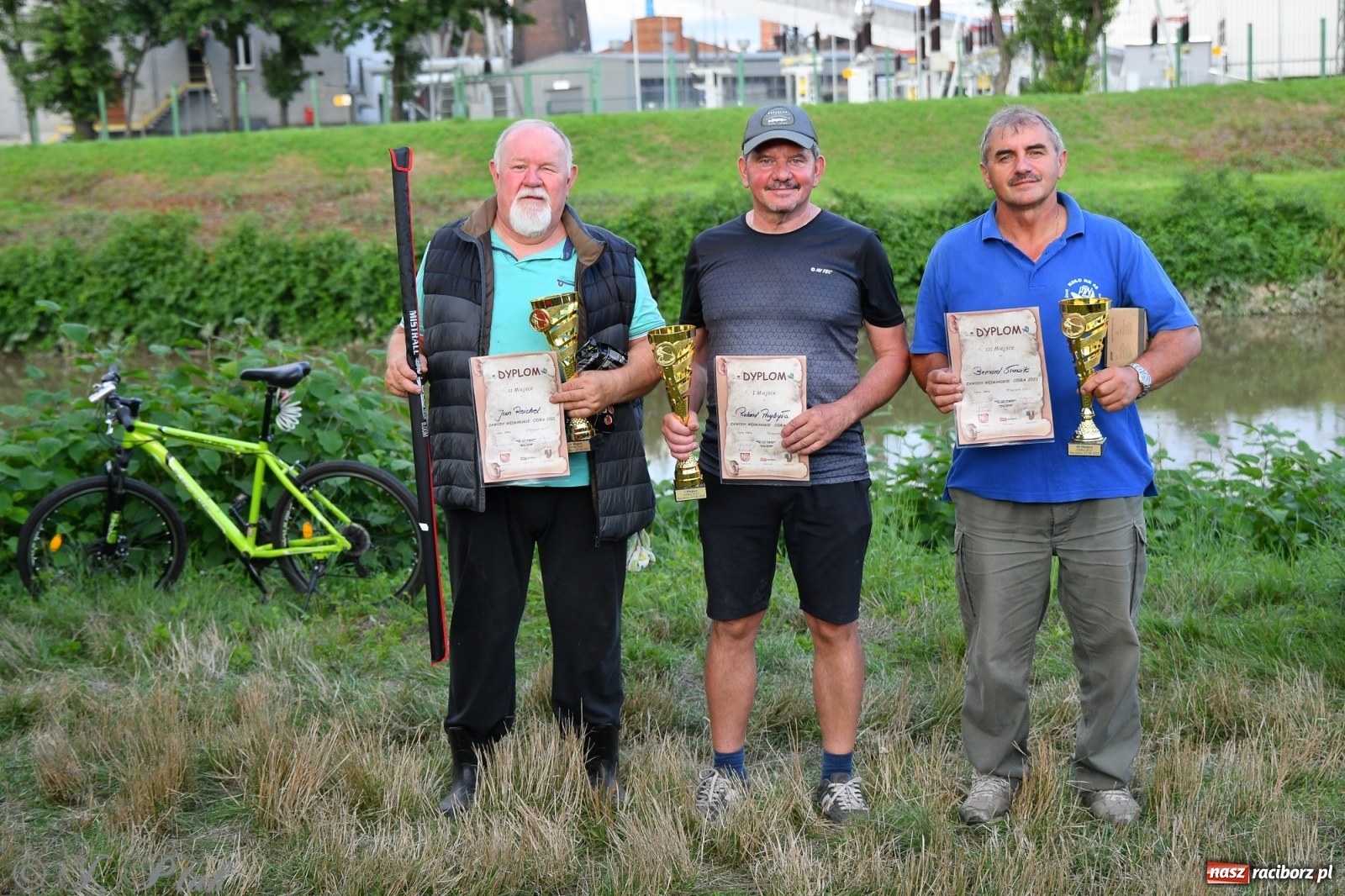 Zdjęcie w galerii na portalu naszraciborz.pl: Roland Przybyła triumfatorem zawodów wędkarskich Odra 2021 wiadomości z regionu