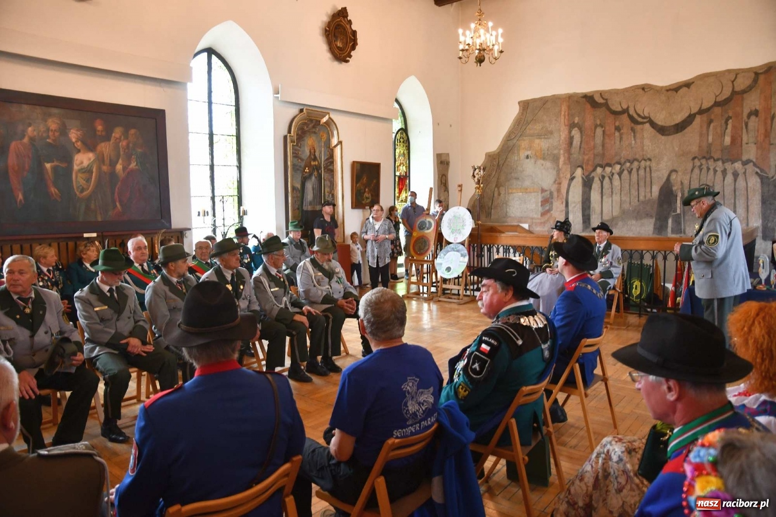 Zdjęcie w galerii na portalu naszraciborz.pl: Bractwo bez kobiet jest jak akwarium bez rybek wiadomości z regionu