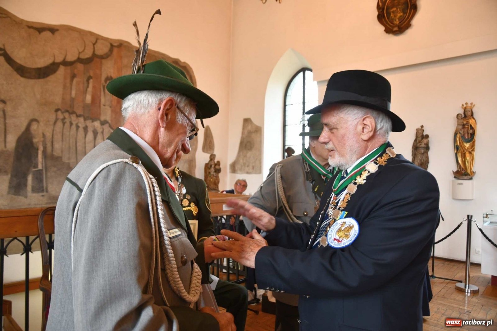 Zdjęcie w galerii na portalu naszraciborz.pl: Bractwo bez kobiet jest jak akwarium bez rybek wiadomości z regionu