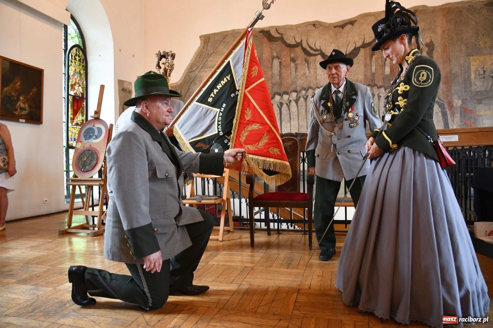 Zdjęcie w galerii na portalu naszraciborz.pl: Bractwo bez kobiet jest jak akwarium bez rybek wiadomości z regionu