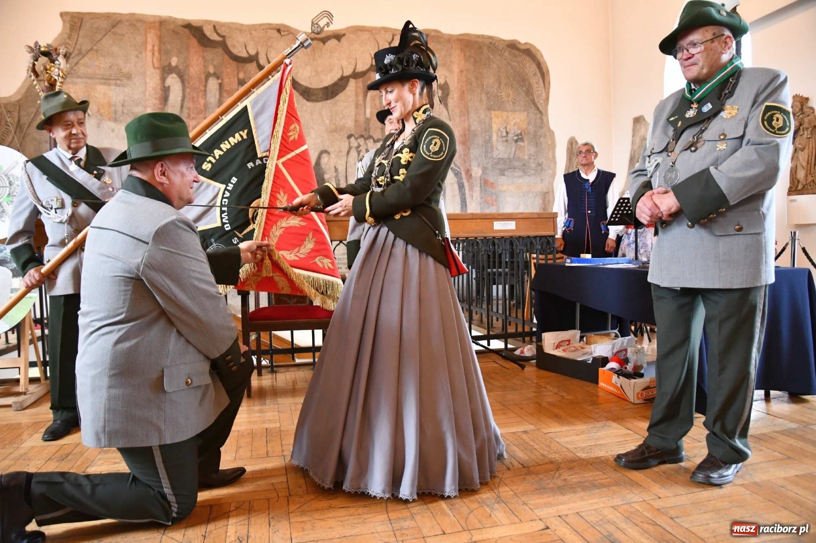 Zdjęcie w galerii na portalu naszraciborz.pl: Bractwo bez kobiet jest jak akwarium bez rybek wiadomości z regionu