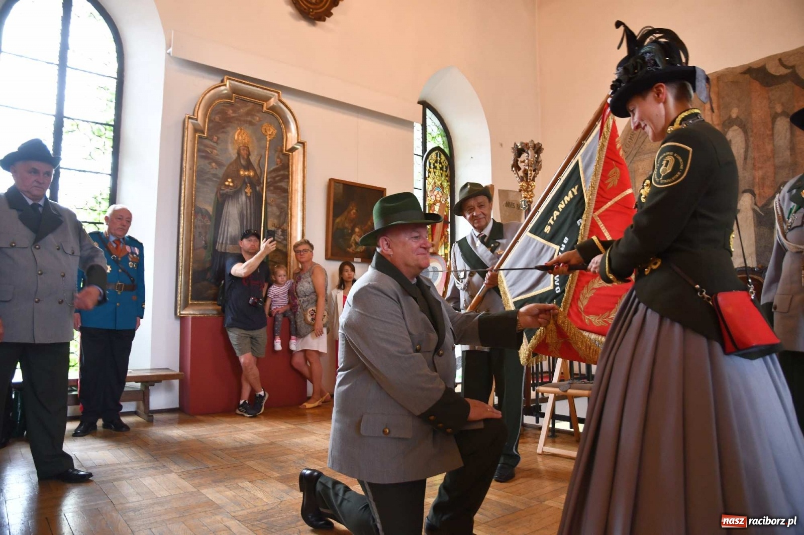 Zdjęcie w galerii na portalu naszraciborz.pl: Bractwo bez kobiet jest jak akwarium bez rybek wiadomości z regionu