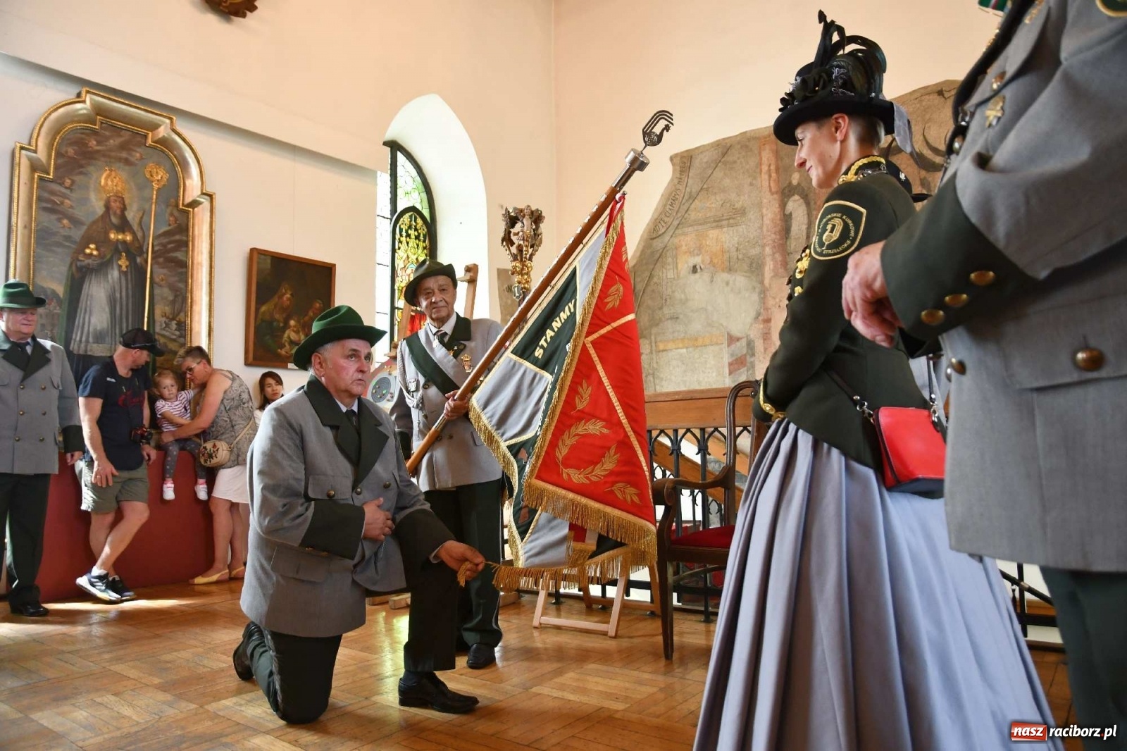Zdjęcie w galerii na portalu naszraciborz.pl: Bractwo bez kobiet jest jak akwarium bez rybek wiadomości z regionu