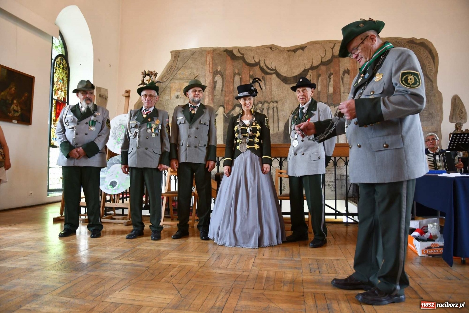 Zdjęcie w galerii na portalu naszraciborz.pl: Bractwo bez kobiet jest jak akwarium bez rybek wiadomości z regionu