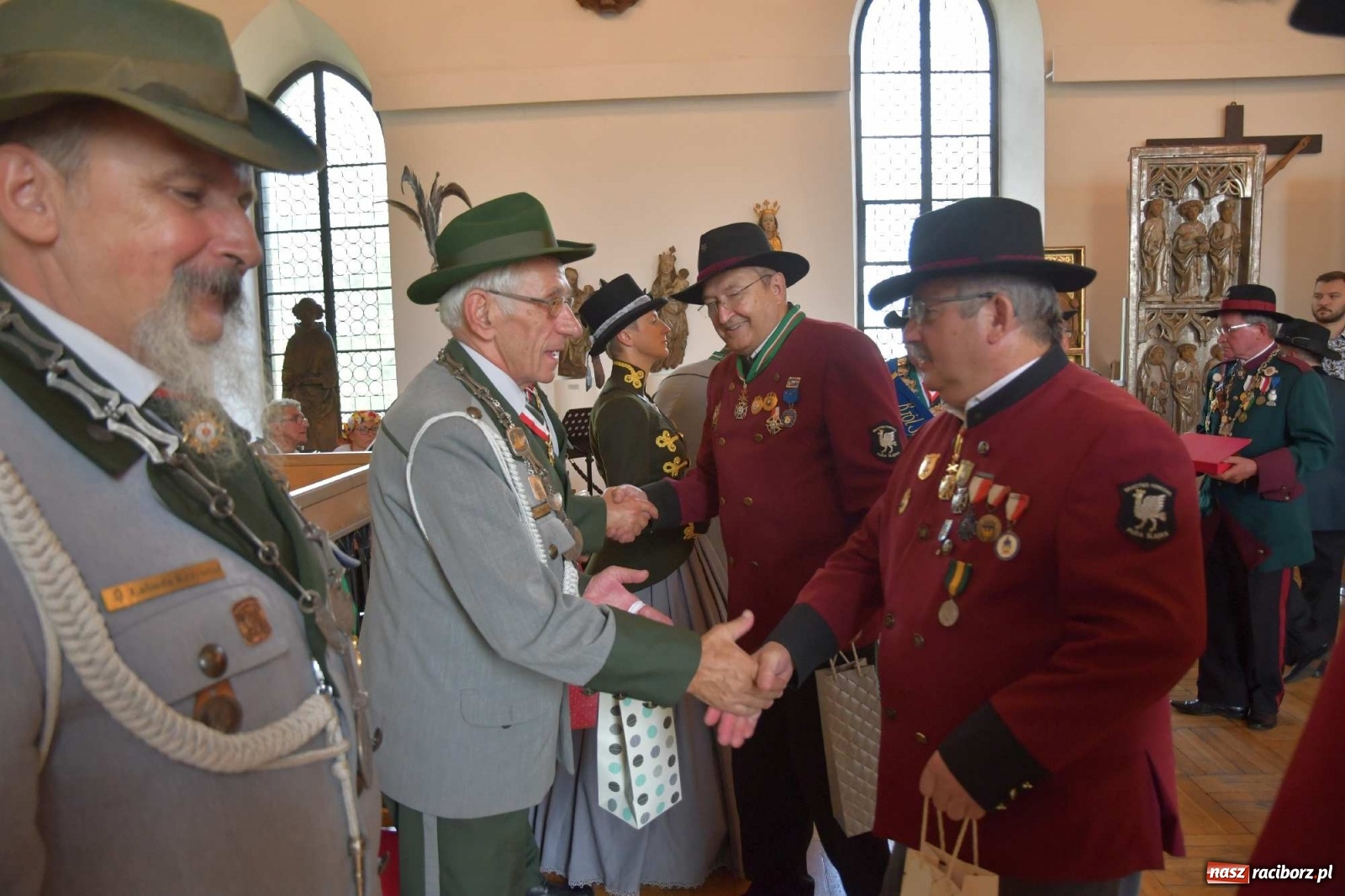 Zdjęcie w galerii na portalu naszraciborz.pl: Bractwo bez kobiet jest jak akwarium bez rybek wiadomości z regionu