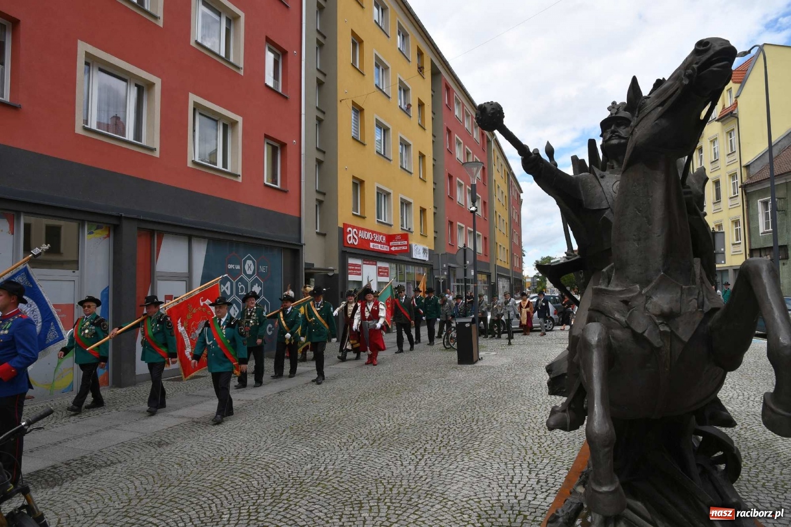 Zdjęcie w galerii na portalu naszraciborz.pl: Bractwo bez kobiet jest jak akwarium bez rybek wiadomości z regionu