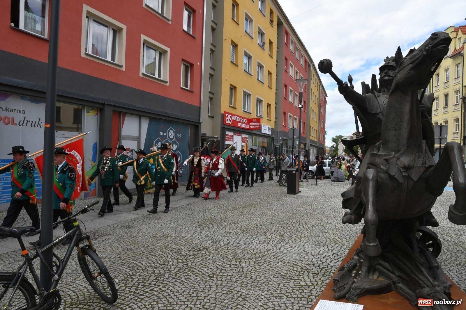 Zdjęcie w galerii na portalu naszraciborz.pl: Bractwo bez kobiet jest jak akwarium bez rybek wiadomości z regionu