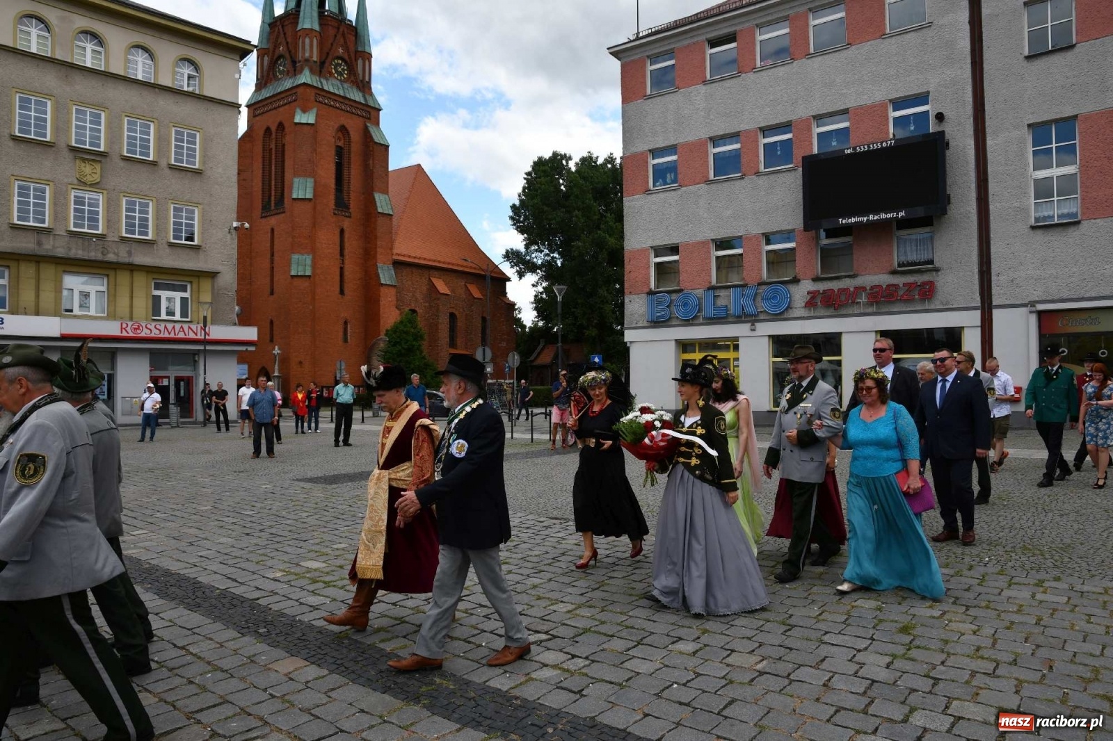 Zdjęcie w galerii na portalu naszraciborz.pl: Bractwo bez kobiet jest jak akwarium bez rybek wiadomości z regionu