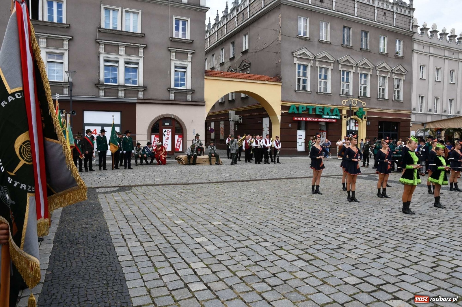 Zdjęcie w galerii na portalu naszraciborz.pl: Bractwo bez kobiet jest jak akwarium bez rybek wiadomości z regionu