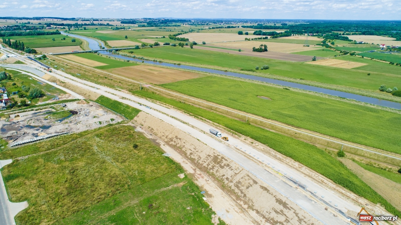Zdjęcie w galerii na portalu naszraciborz.pl: Raport z budowy wschodniej obwodnicy Raciborza [LIPIEC] wiadomości z regionu
