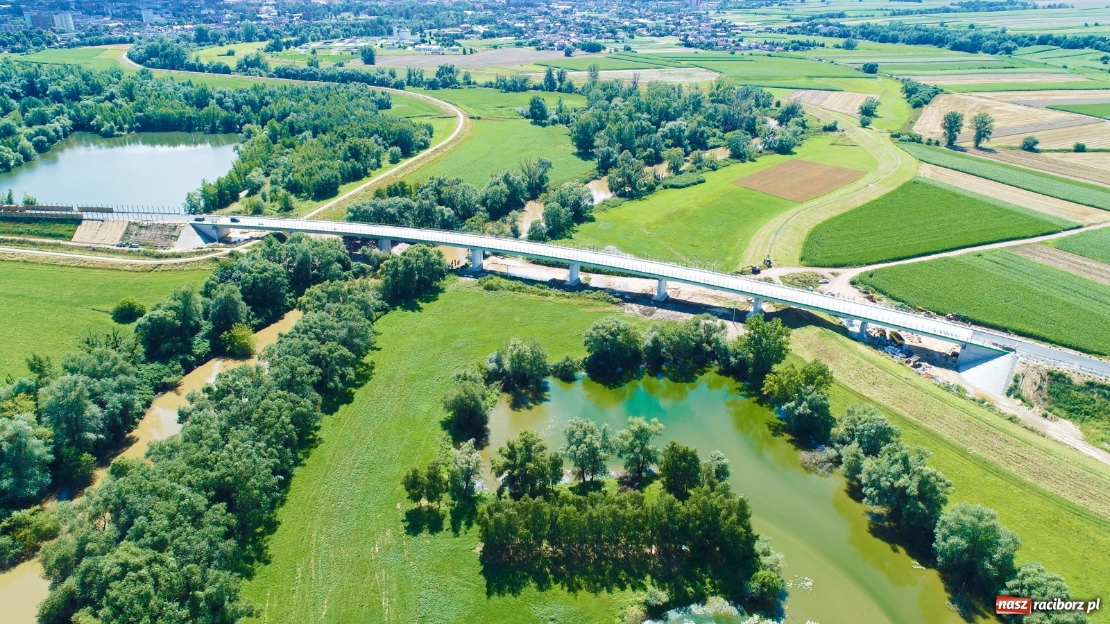 Zdjęcie w galerii na portalu naszraciborz.pl: Raport z budowy wschodniej obwodnicy Raciborza [LIPIEC] wiadomości z regionu