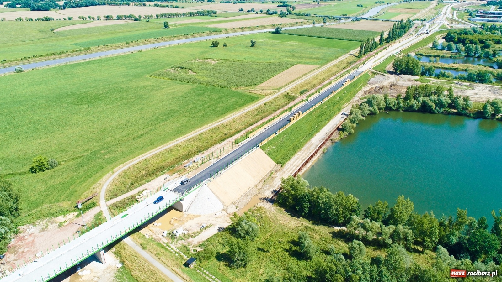 Zdjęcie w galerii na portalu naszraciborz.pl: Raport z budowy wschodniej obwodnicy Raciborza [LIPIEC] wiadomości z regionu