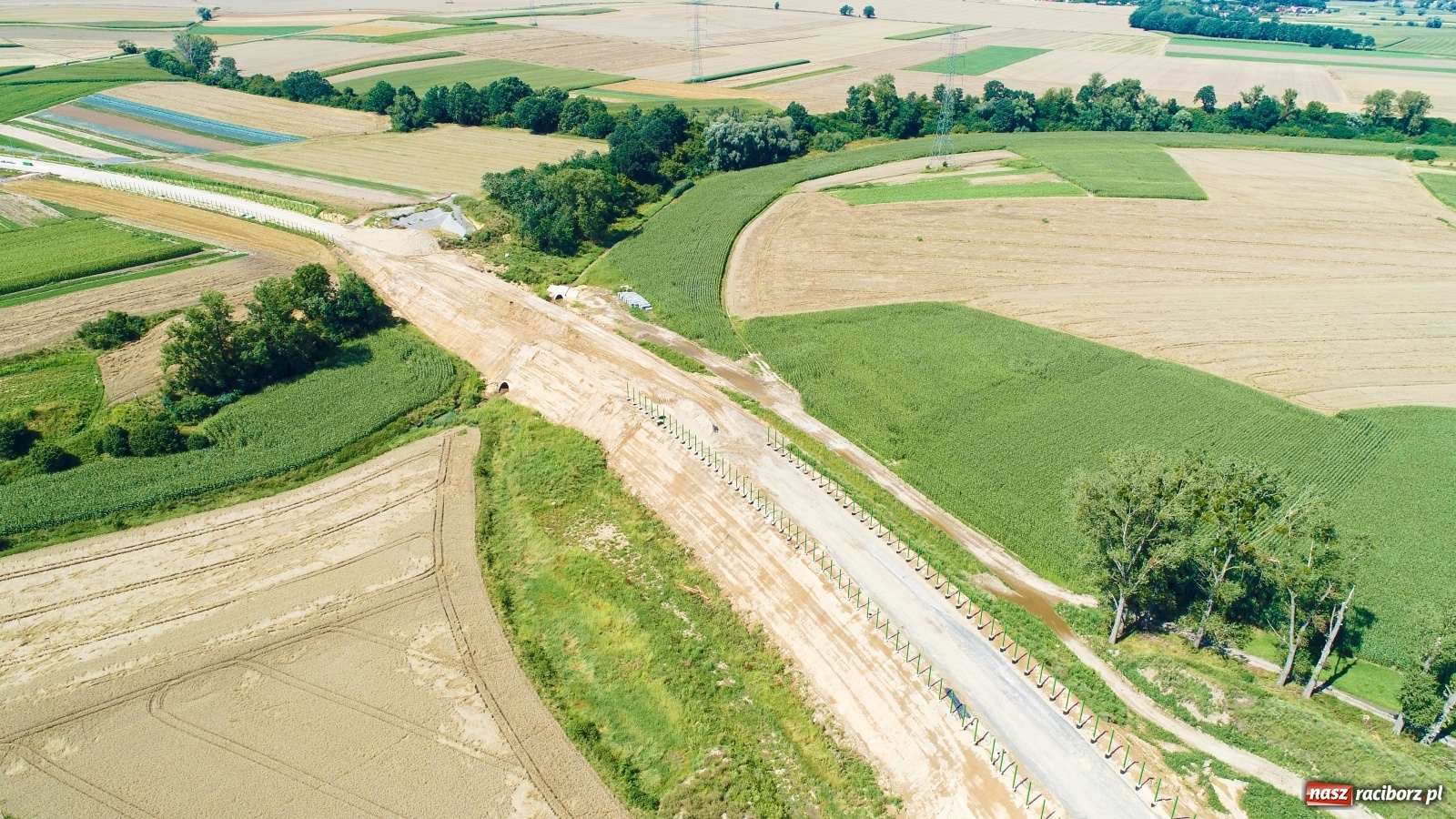 Zdjęcie w galerii na portalu naszraciborz.pl: Raport z budowy wschodniej obwodnicy Raciborza [LIPIEC] wiadomości z regionu