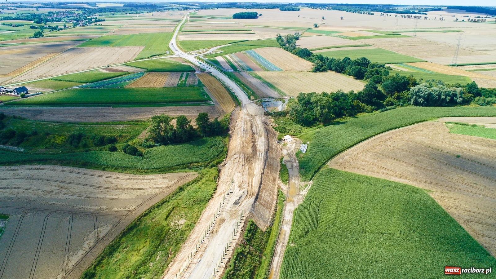 Zdjęcie w galerii na portalu naszraciborz.pl: Raport z budowy wschodniej obwodnicy Raciborza [LIPIEC] wiadomości z regionu
