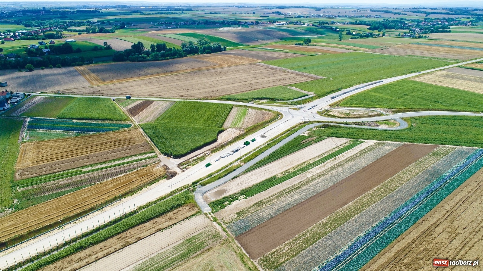 Zdjęcie w galerii na portalu naszraciborz.pl: Raport z budowy wschodniej obwodnicy Raciborza [LIPIEC] wiadomości z regionu
