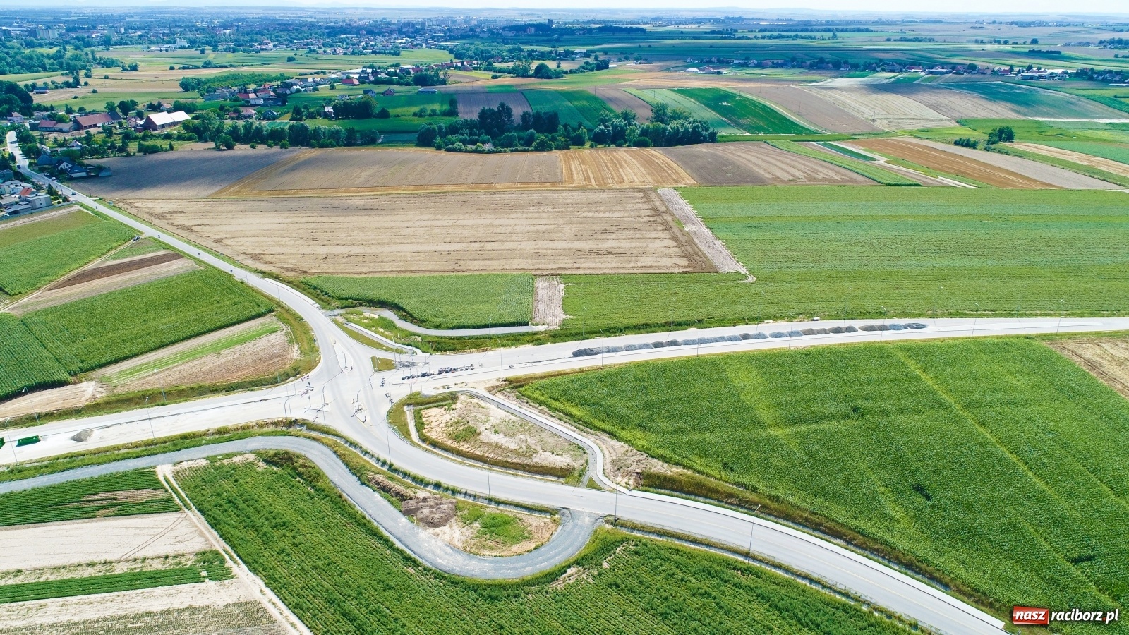 Zdjęcie w galerii na portalu naszraciborz.pl: Raport z budowy wschodniej obwodnicy Raciborza [LIPIEC] wiadomości z regionu