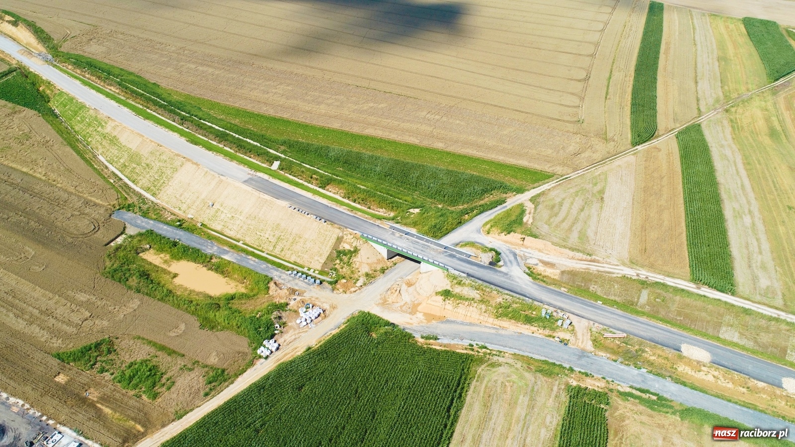 Zdjęcie w galerii na portalu naszraciborz.pl: Raport z budowy wschodniej obwodnicy Raciborza [LIPIEC] wiadomości z regionu